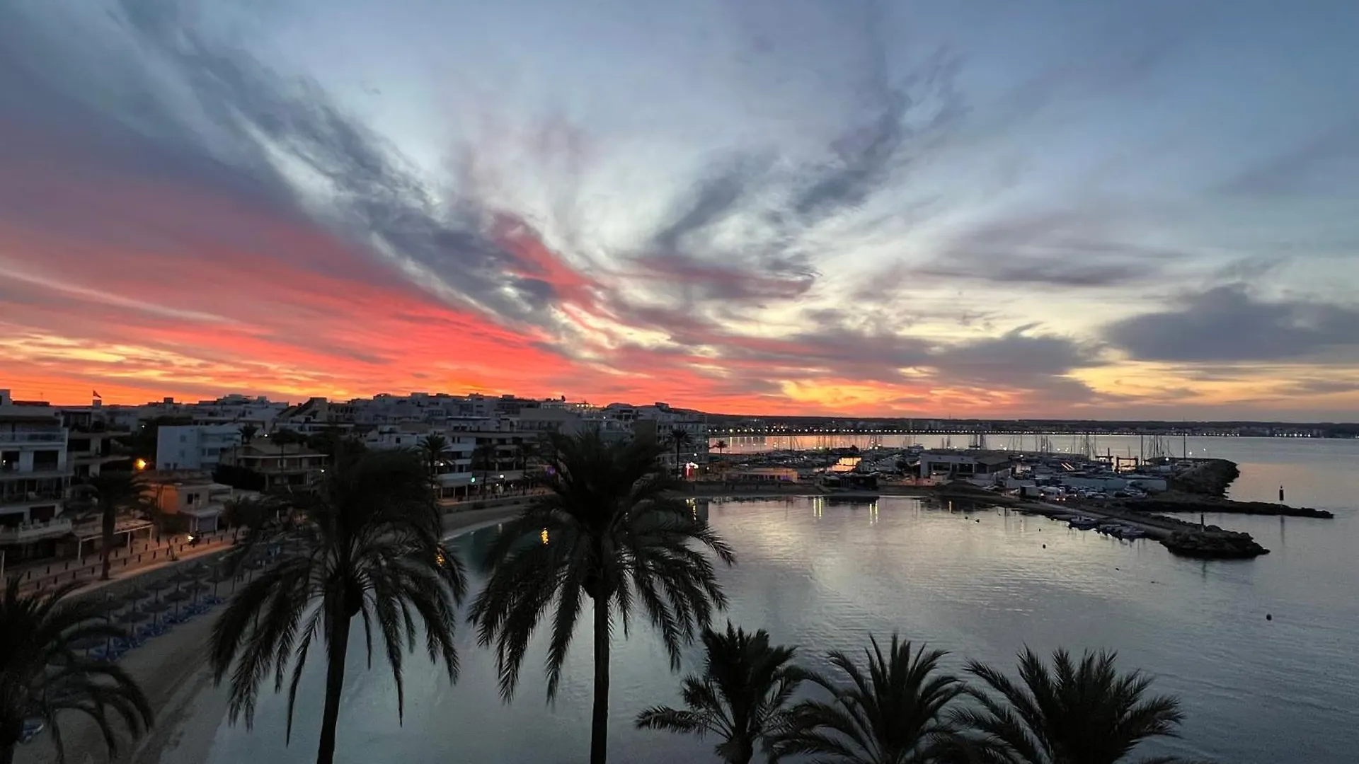 Beach Apartment With Stunning View Can Pastilla