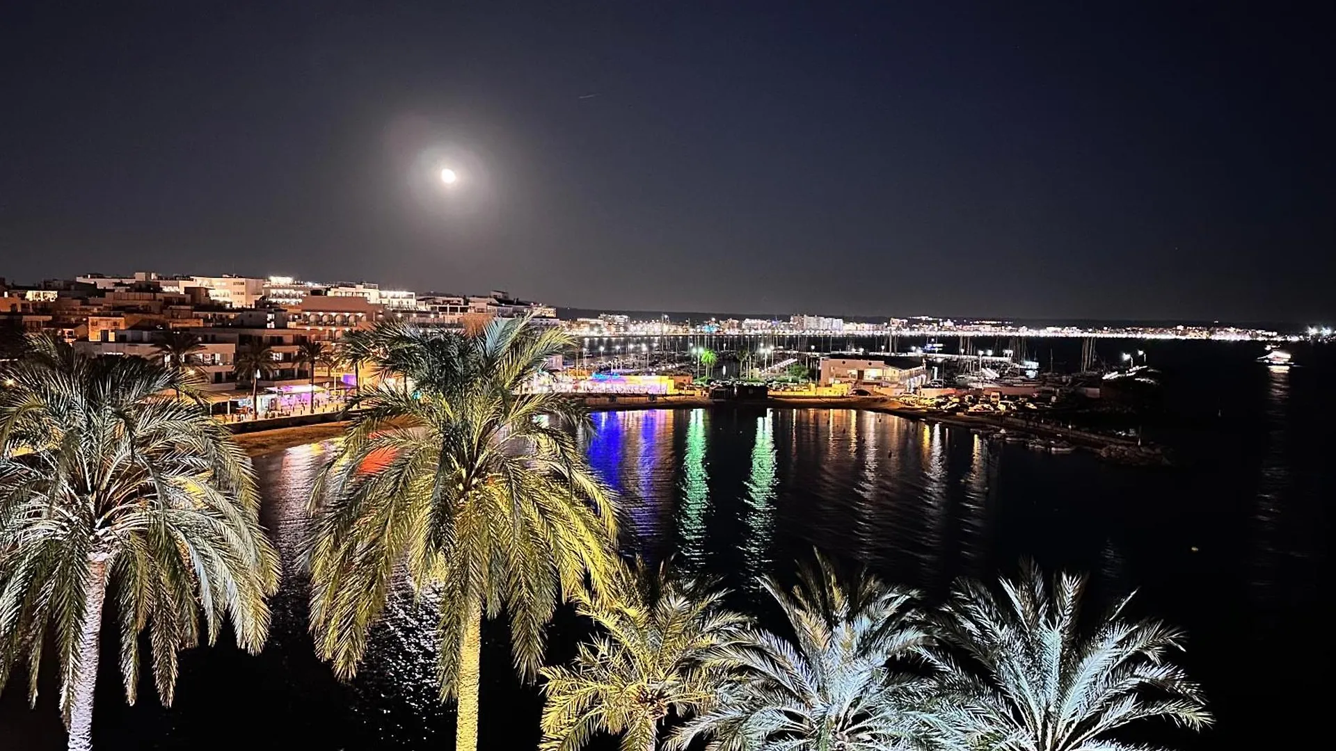 Beach Apartment With Stunning View Can Pastilla
